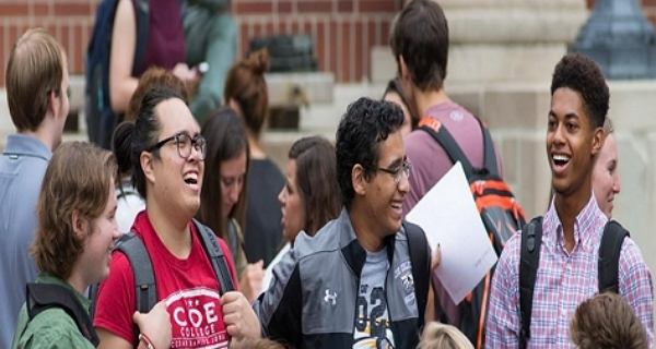 Global Leadership Full-Tuition Scholarship At Coe College USA 2024