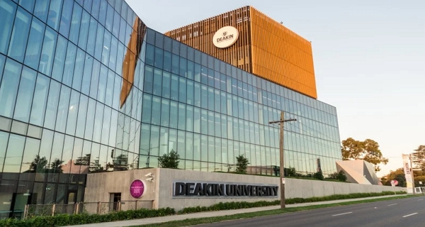 Deakin Global Health Leaders Scholarship 2025 in Australia